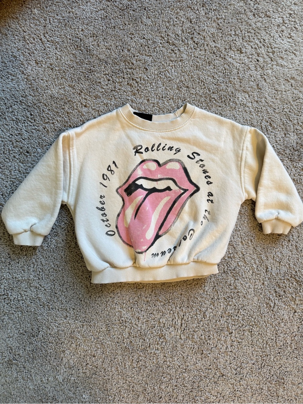 Zara Vintage Rolling Stones Tongue Sweatshirt Cream w/ Pink Graphic Size 3 years